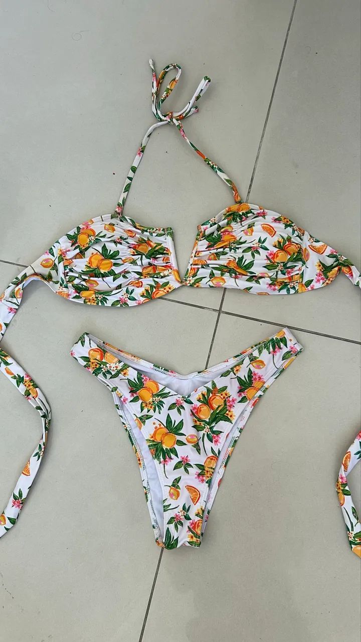 Biquíni floral tamanho M  - Foto 2