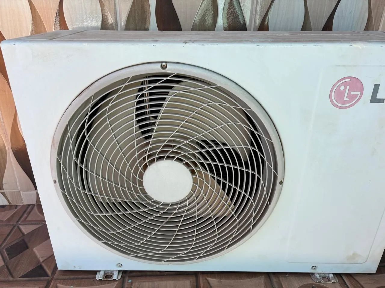 Ar condicionado LG 18000 BTUs  - Foto 2