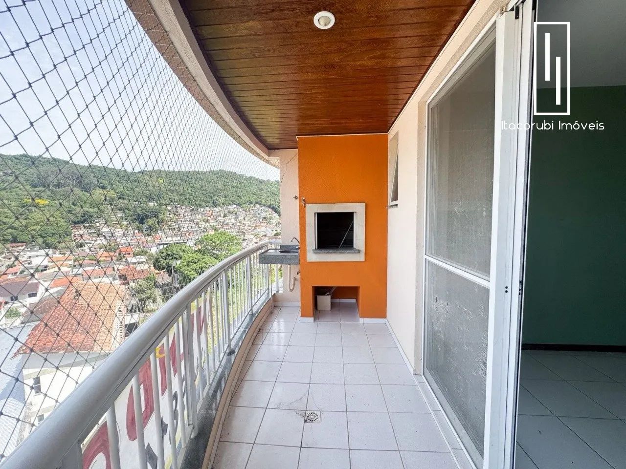 Amplo apartamento com vista para o mar! - Foto 2