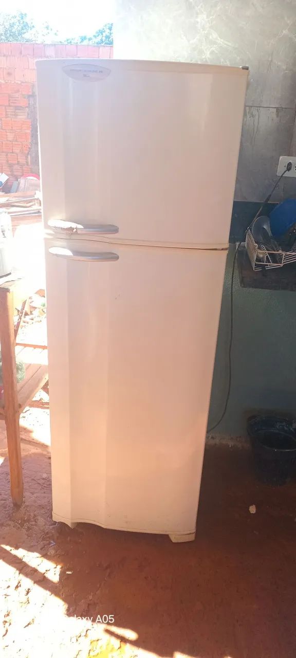 Vendo geladeira  - Foto 2