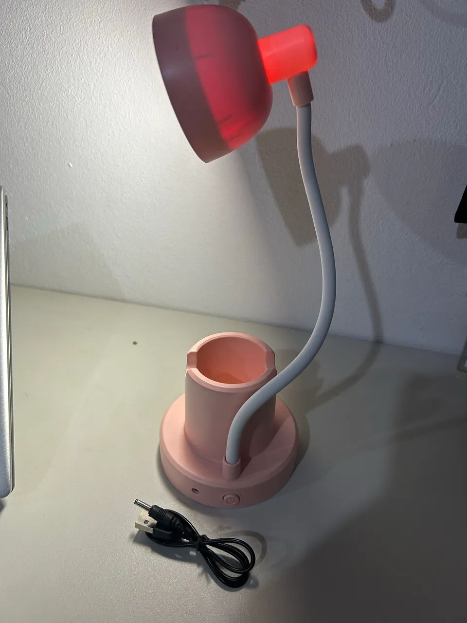 Luminária de led e porta celular  - Foto 4