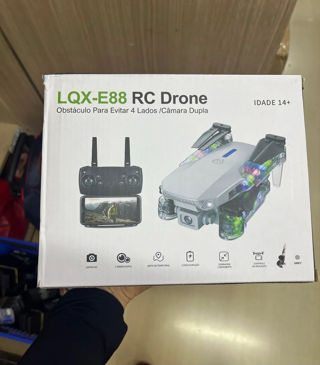 Mini Drone Dobrável LQX-E88 Com Câmera HD Iluminação LED Rgb - Produto Novo - Foto 2