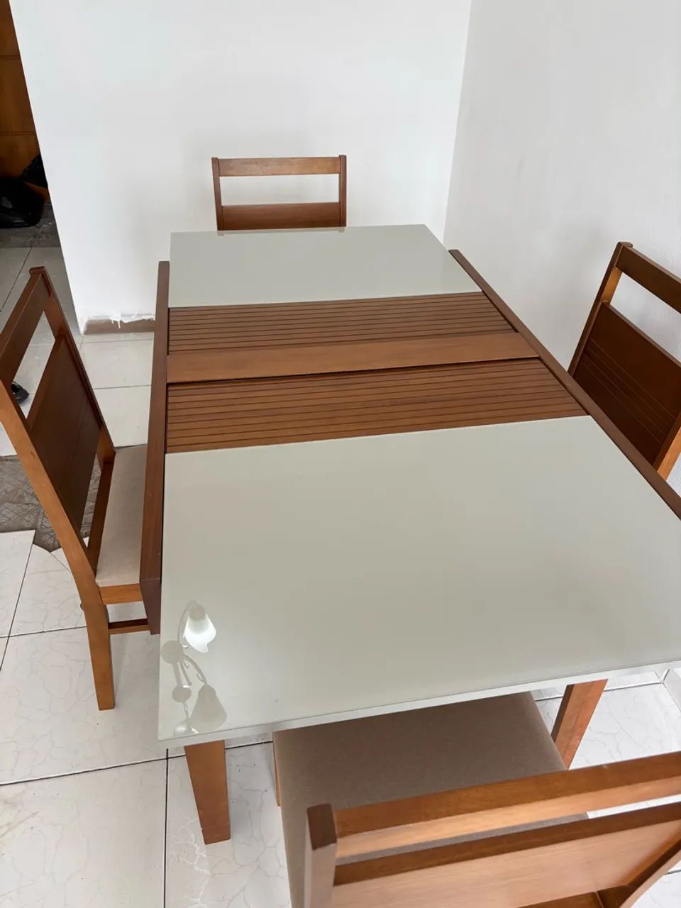 Mesa extensível com 4 cadeiras - Foto 3