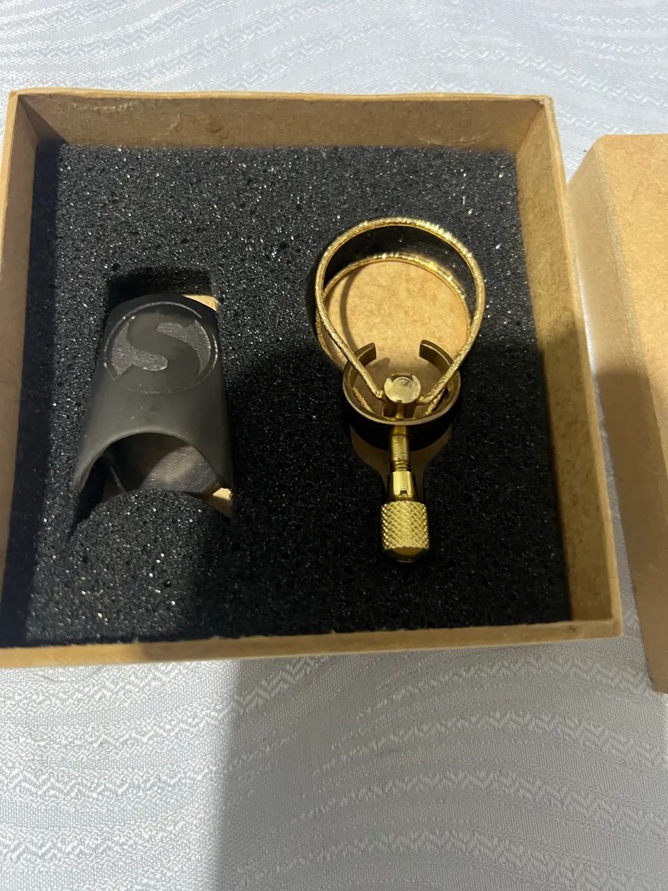 Abraçadeira sax tenor 65192842832643120