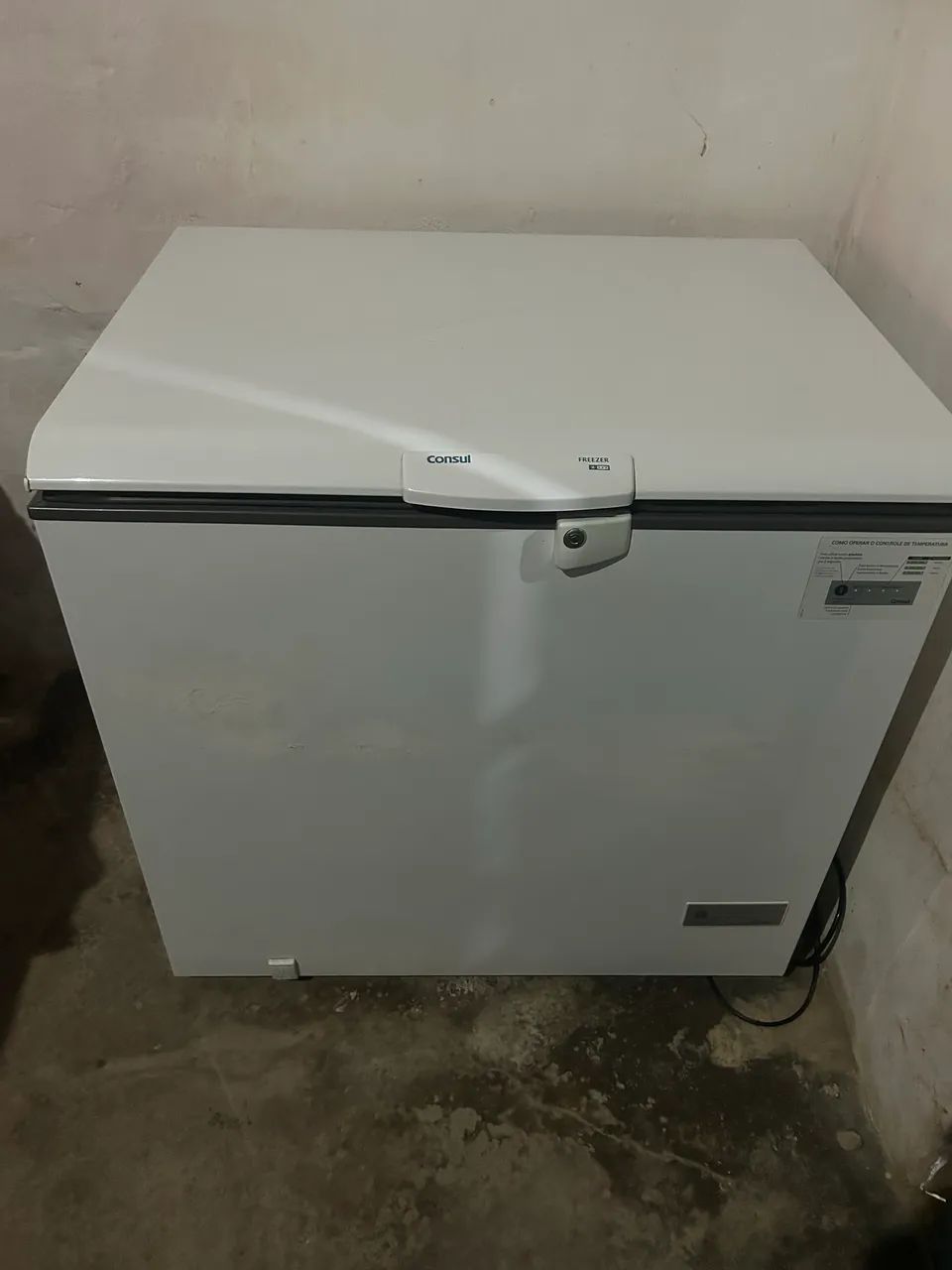Vende-se Freezer Consul