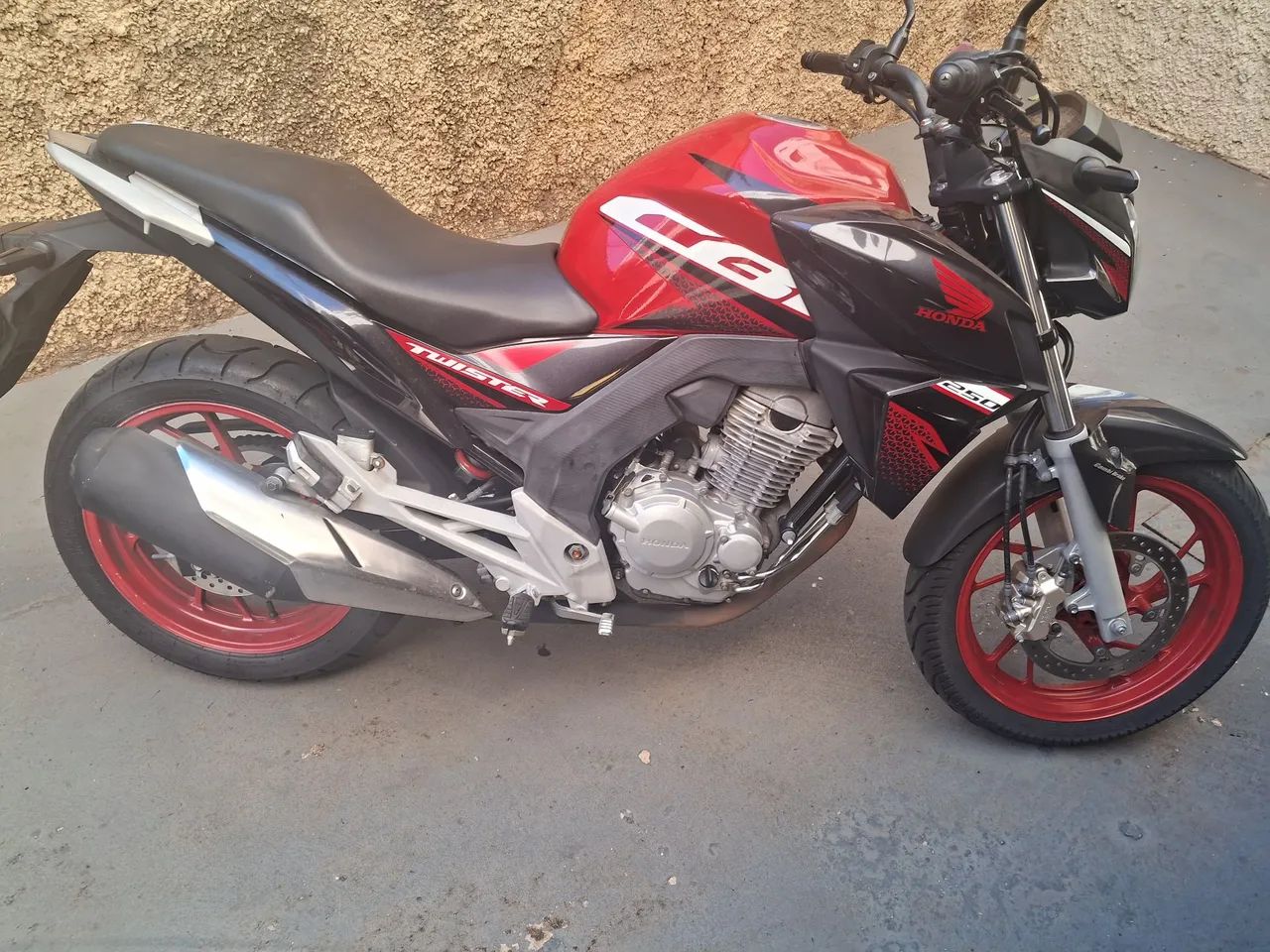 Vende se - Foto 2