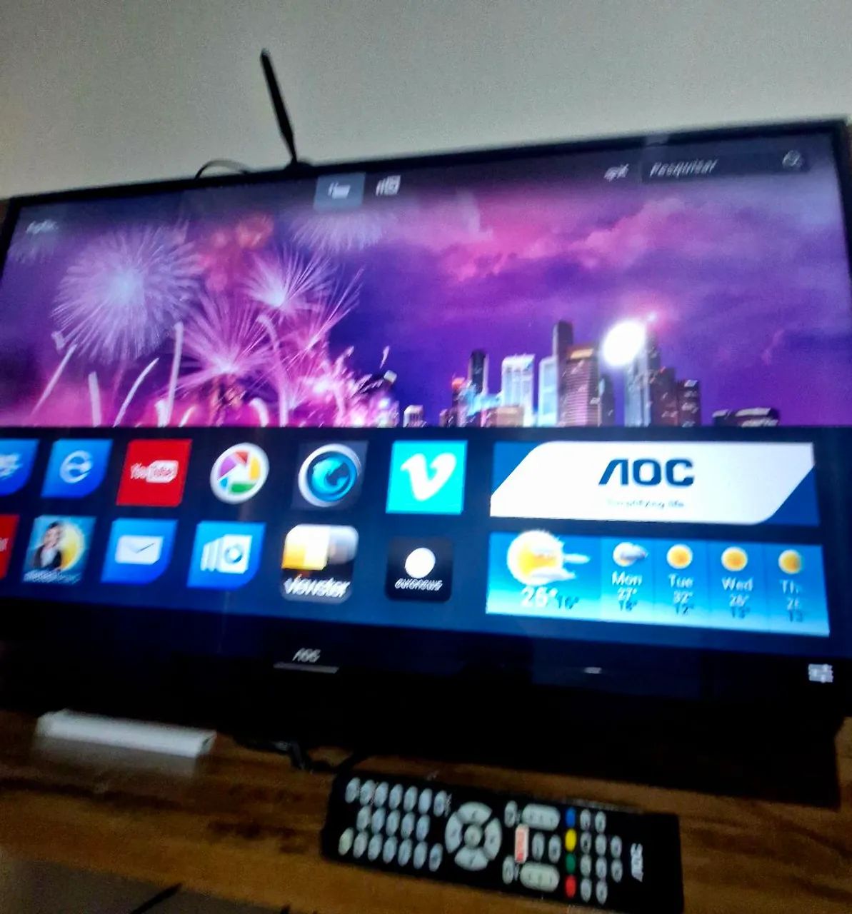 Smart TV da marca AOC - Foto 2