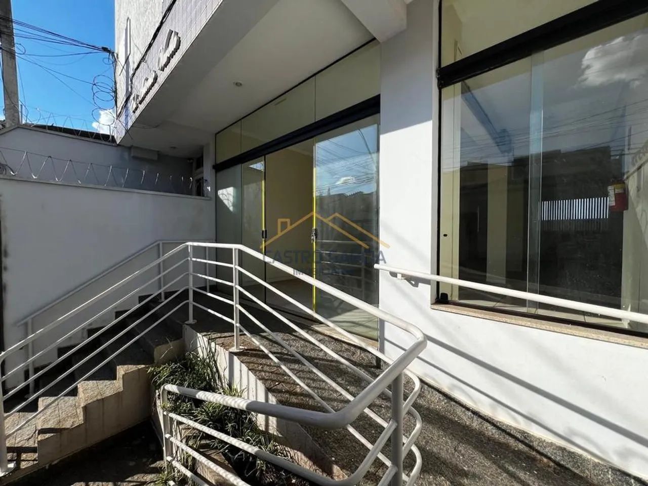 Prédio à venda em Santa Bárbara D'Oeste, Centro, com 593.96 m², Edifício Antonio Varela