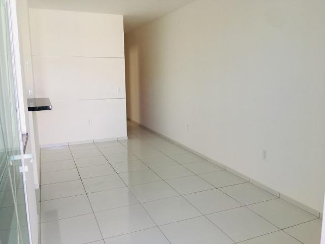Linda casa com documentação grátis 3 quartos e 2 banheiros - Foto 4
