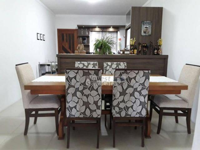CASA EM GAROPABA JUNTO AO CENTRO, 1500M DA BEIRA MAR, 3 DORMITÓRIOS COM ESCRITURA!!! - Foto 7