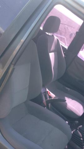 L200 - Foto 3