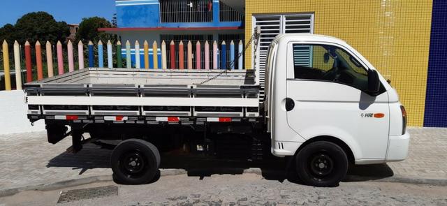 Caminhote Hyunday Hr Diesel Carroceria De Madeira - Foto 2