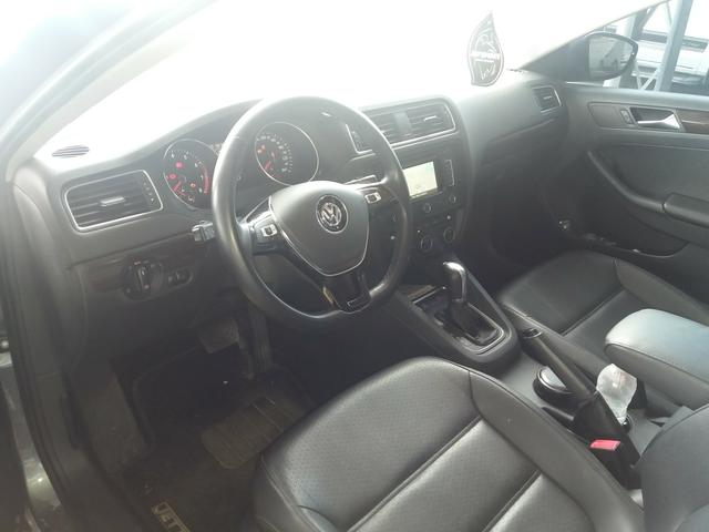 Jetta Comfortline 2.0 Tipt, com GPS e Piloto Aut, único dono - Foto 3
