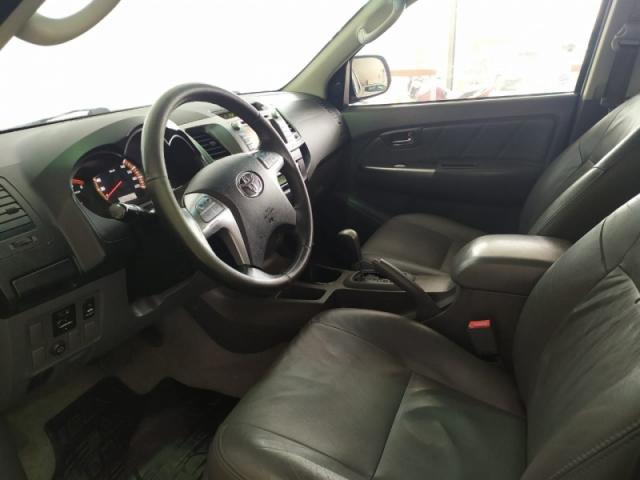 TOYOTA HILUX 3.0 SRV 4X4 CD 16V TURBO INTERCOOLER DIESEL 4P AUTOMATICO. - Foto 5