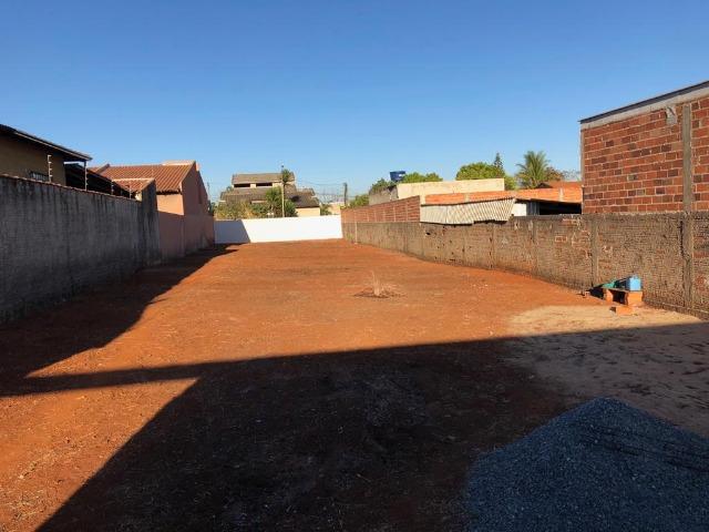 01 lote no Recreio dos Funcionários Públicos, 375m² de área cada um