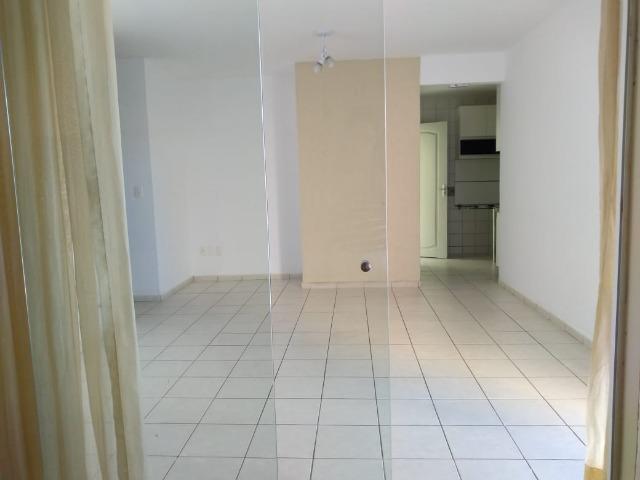 Vendo linda casa 3/4 sendo 1 suite com garagem para 3 carros proximo a maria lacerda,