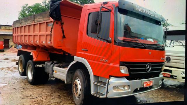 Caminhão MERCEDES BENZ 2425 BASCULANTE 10 metros - Foto 2