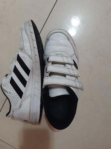 tenis adidas numero 33