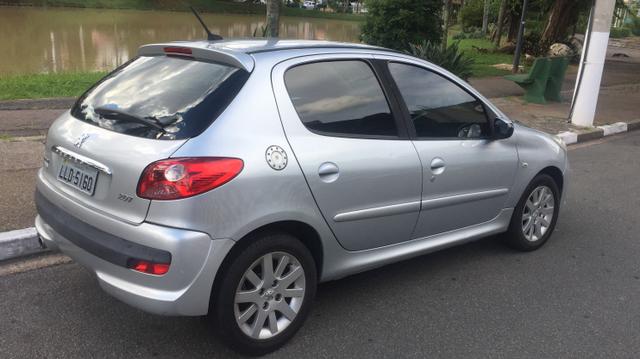 Peugeot 207 Prata 1.6 Flex AUTOMÁTICO - Foto 2