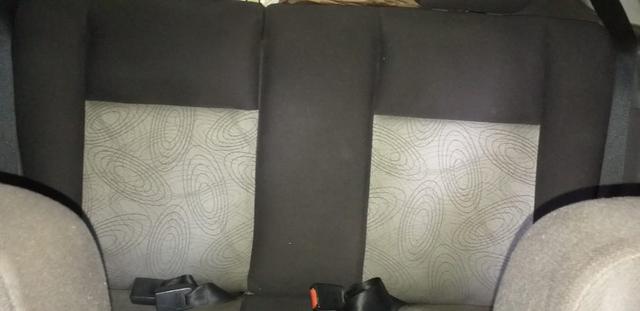 Ford Fiesta Sedan