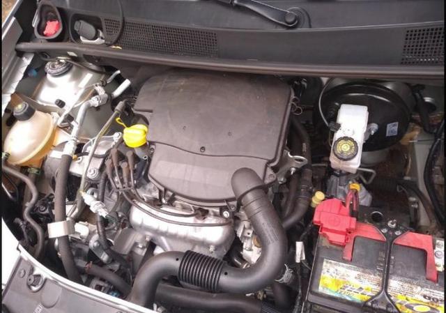 Renault Sandero 1.6 2015 (Entrada 1320) - Foto 4
