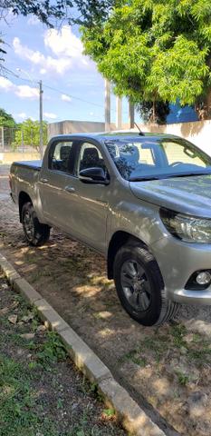 Hilux 17/17 SR vendo ou troco - Foto 3