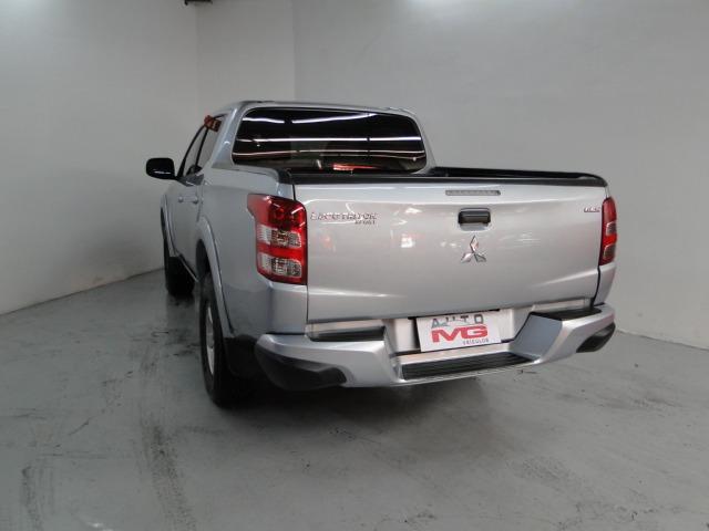 L200 Triton GLS 2.4 Diesel - 4x4 - Foto 4