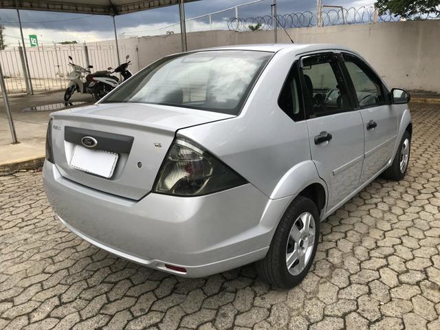 Fiesta Sedan 1.6 2011, divido no cartão, leia o anúncio com atenção - Foto 3