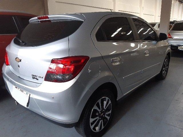 Chevrolet ONIX 1.4 LTZ entrada de 4.000,00 - Foto 5
