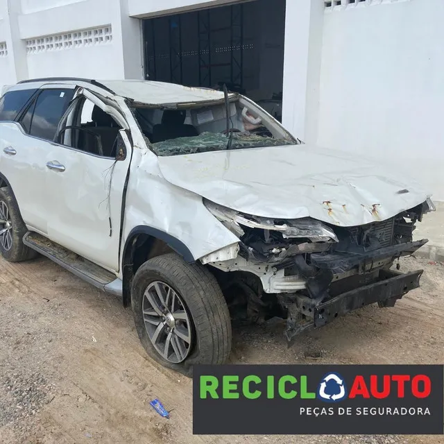 Sucata de SW4 2017 diesel para retirada de peças leia a descrição