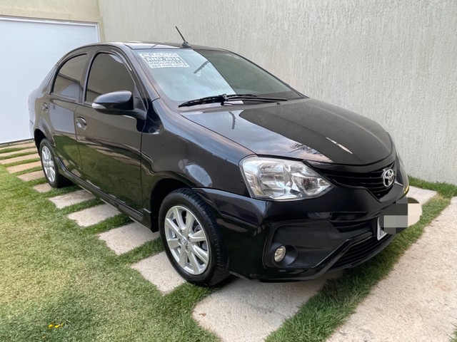 TOYOTA ETIOS 2018 AUTOMÁTICO