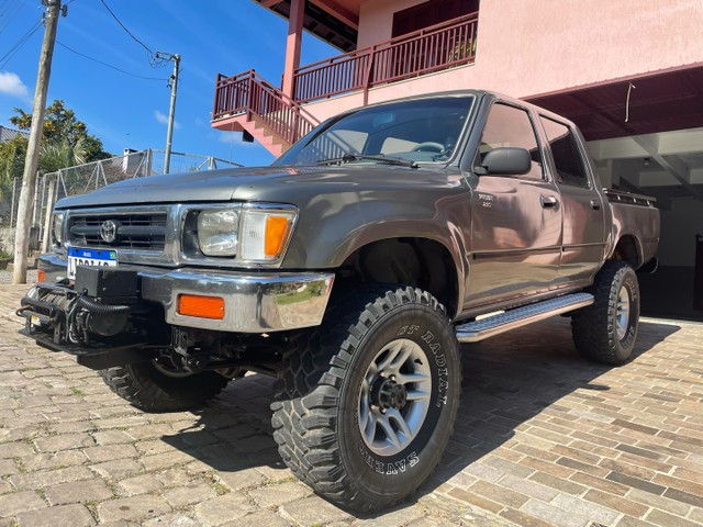 HILUX CD 2.8 JAPONESA