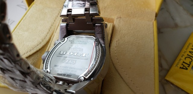 invicta bolt zeus 25207