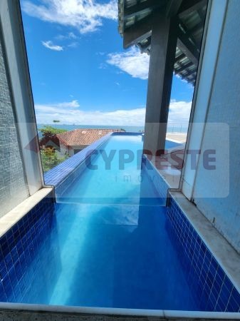 Casa com 3 Quartos à Venda, 600m