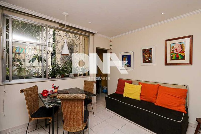 Apartamento - / Residencial / Copacabana