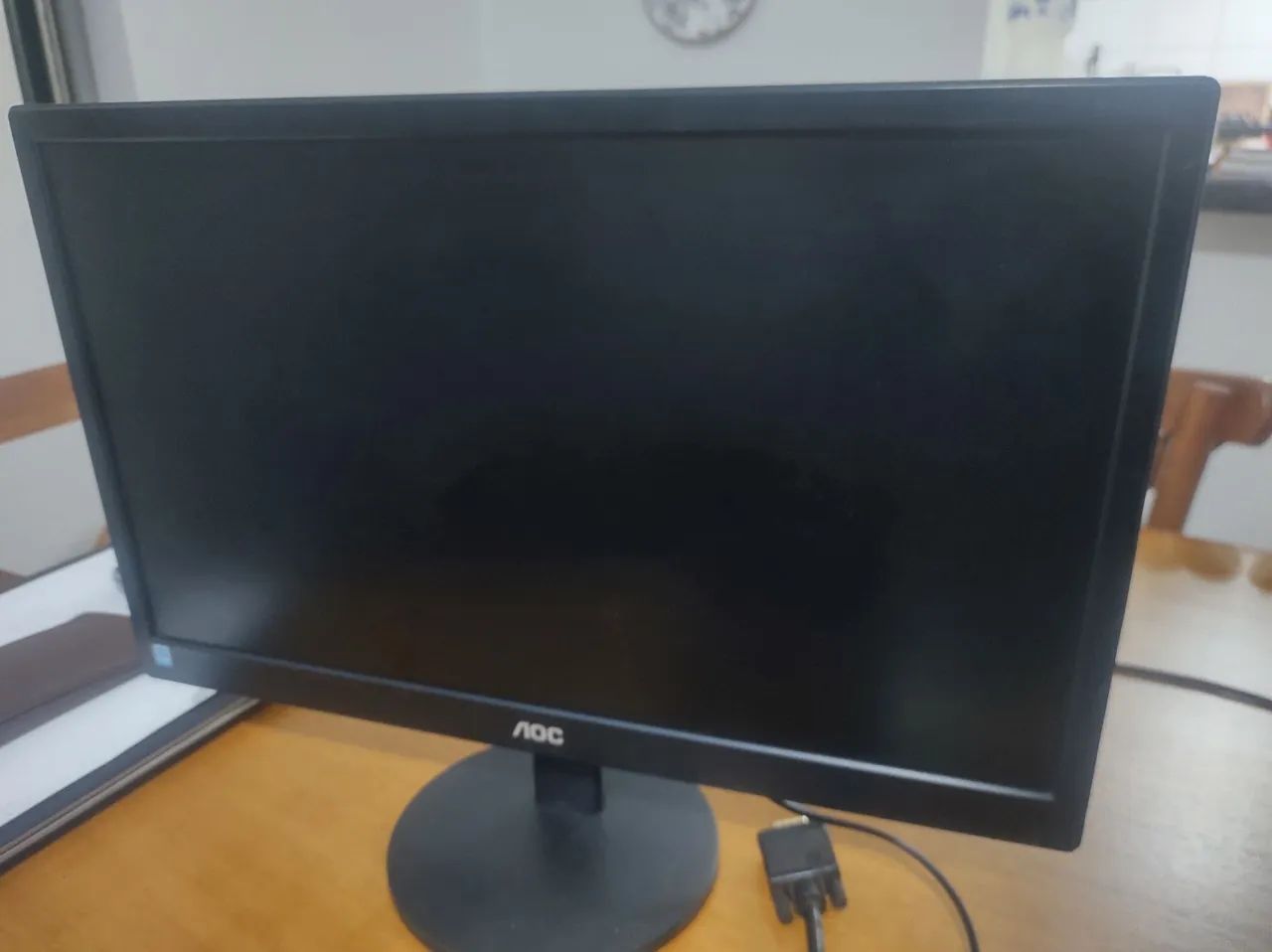 Monitor AOC 18,5 polegadas64302735898499120