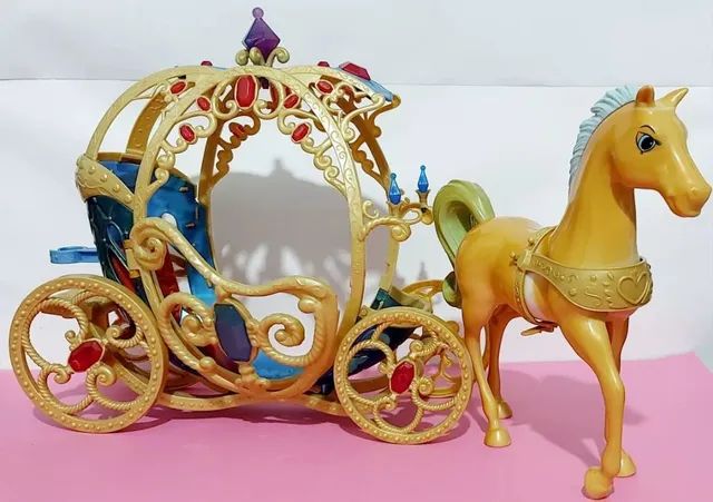 Carruagem Cinderela Com Cavalo Matell - Foto 3
