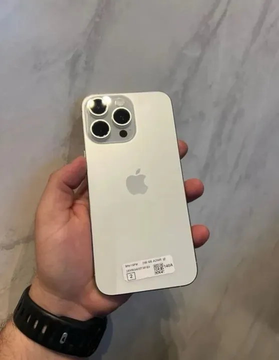 Iphone 15 pro max 256 gb semi novo Natural com bateria
