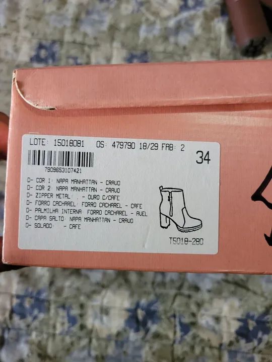 Botas de cano curto marrom - Foto 5