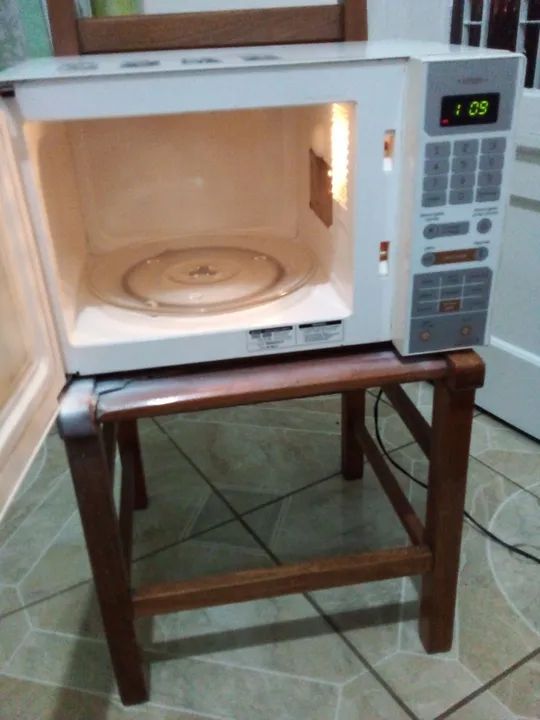 MICROONDAS BRASTEMP MAXI 31 LITROS 110V - Foto 2