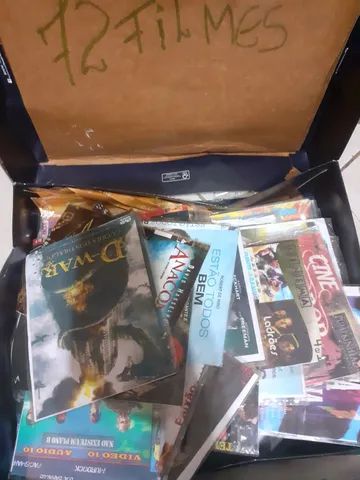 Caixa com 72 Dvd de filmes - Foto 3