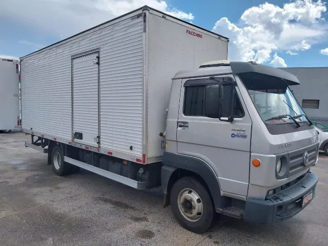 VW 10160 Delivery Ano 2017/2018