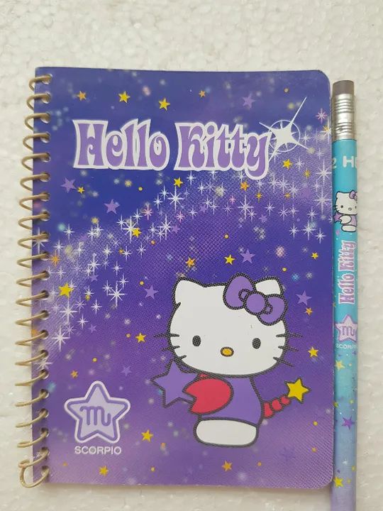 Lápis Hello Kitty + Caderneta Hello Kitty Escorpião - Sanrio