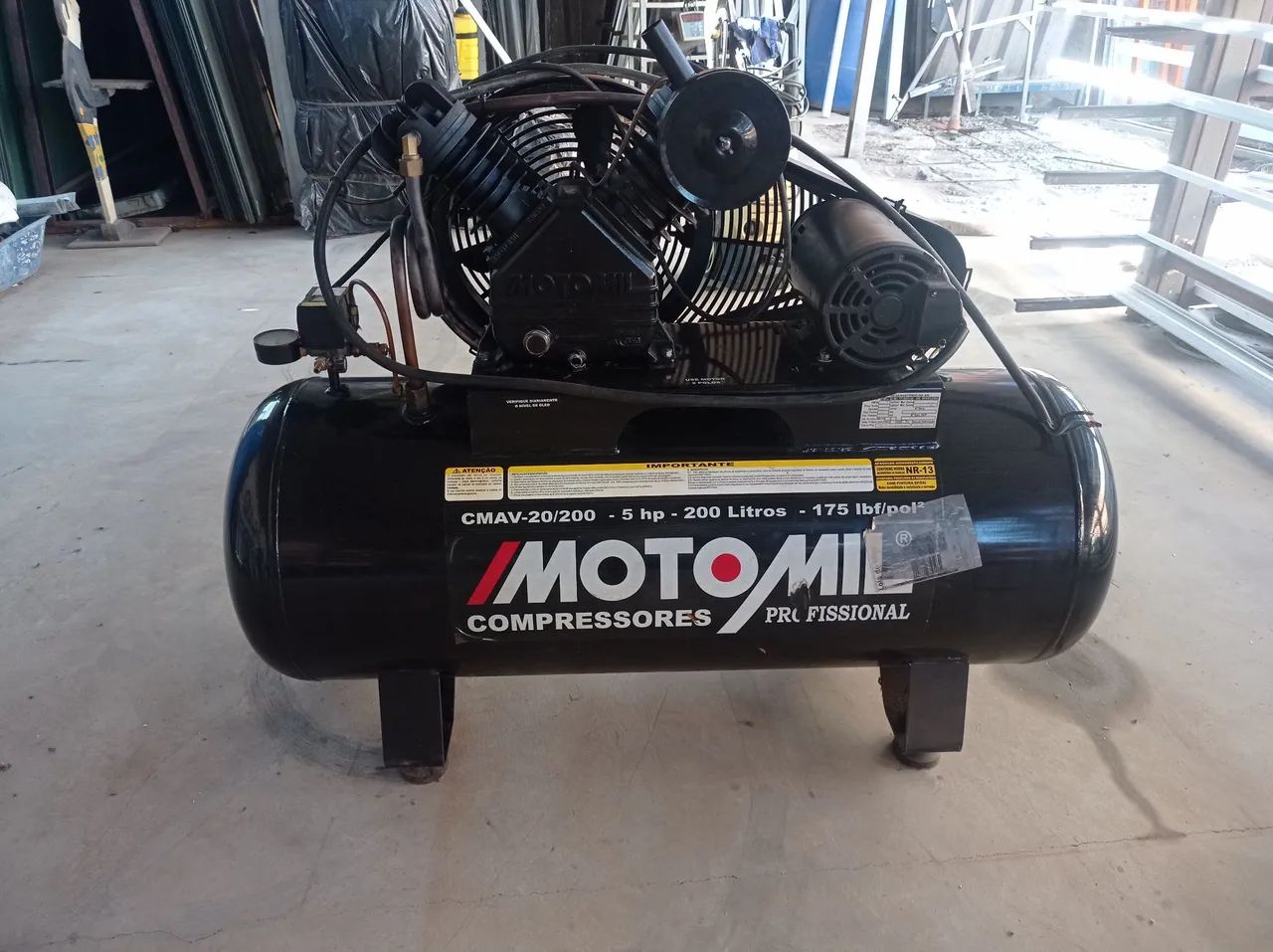 Compressor de ar Motomi 5hp 200 Litros