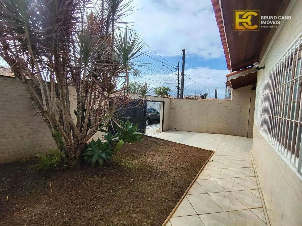 Casa térrea com piscina á 400m do mar á venda - Tres Marias - Peruíbe/SP - Foto 3