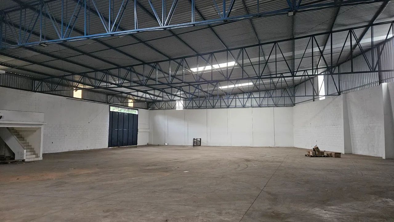 Galpão de 1050 m2 ao lado da Rod. Lindenberg - Foto 4