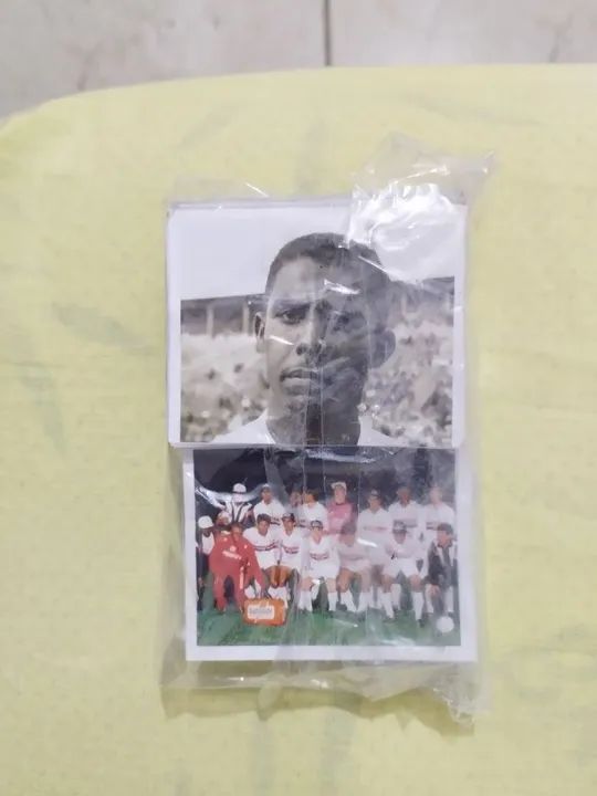 Lote de figurinhas do São Paulo histórico.