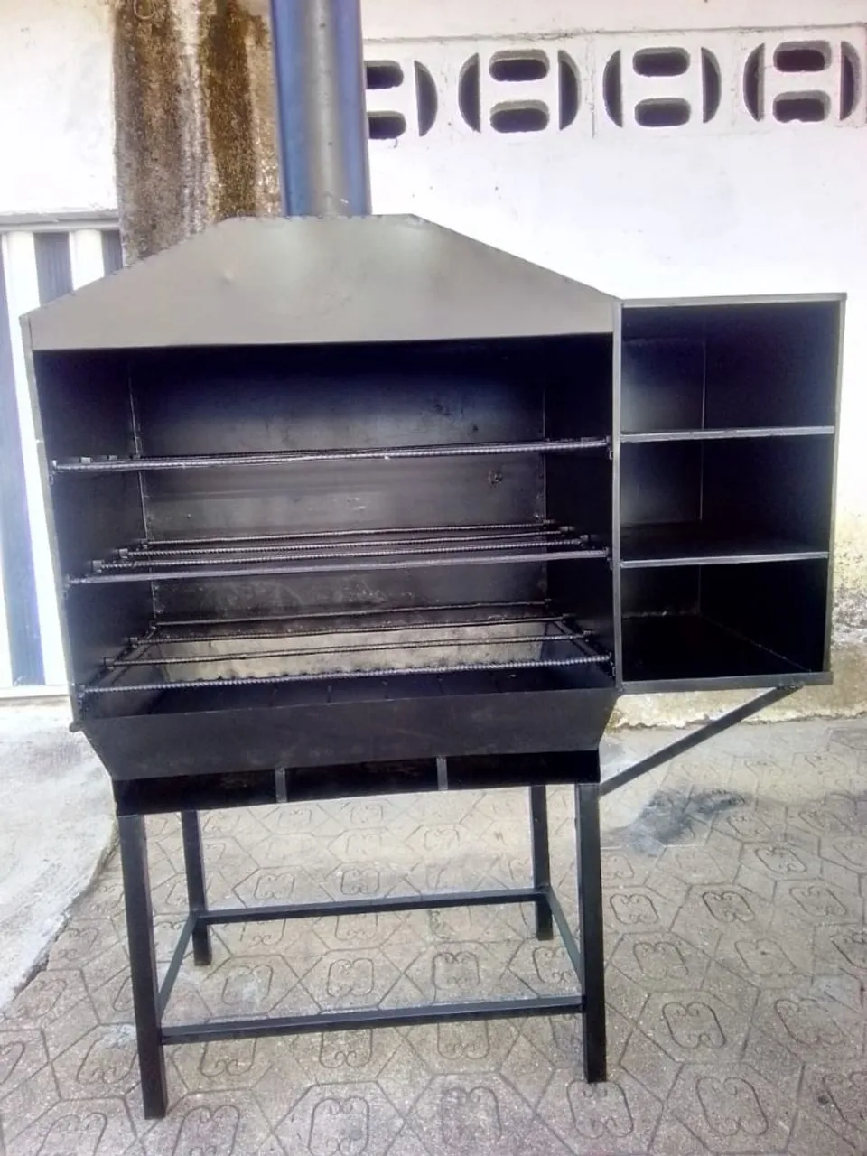 Churrasqueira pra Galeto com Descanso