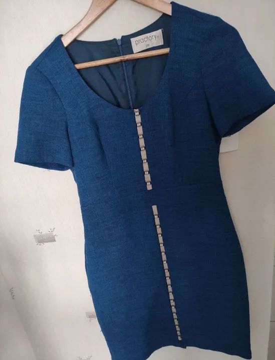 PRACTORY Vestido linho tam38 100,00<br>altura 1,02cm<br>busto 46cm<br>acinturado - Foto 2
