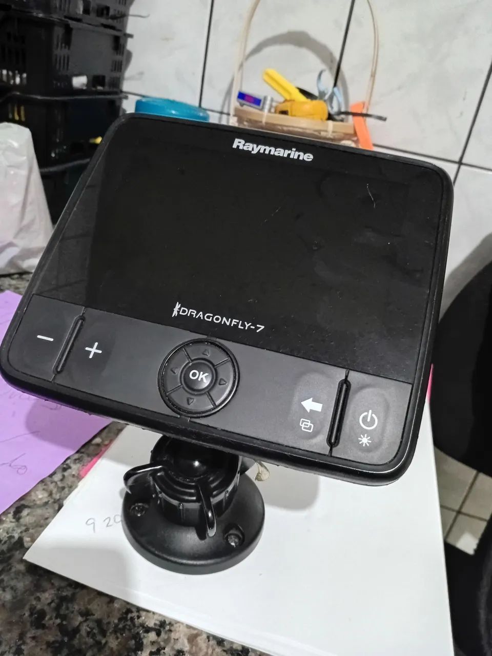 Sonar GPS Raymarine Dragonfly 7 *  Nao está ligando * sem transducer e cabo energia  - Foto 3